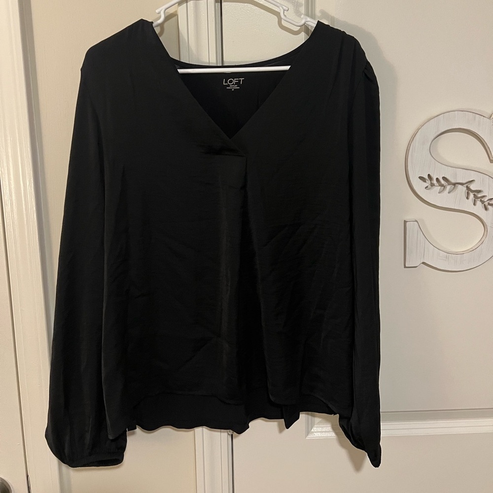 LOFT Women's Elegant Black Blouse